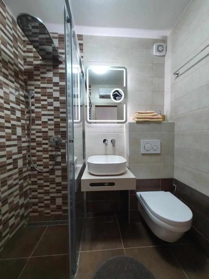Apartments Zic Малинска Екстериор снимка