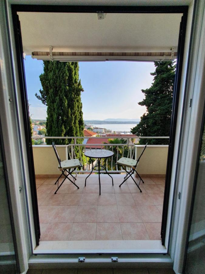 Apartments Zic Малинска Екстериор снимка