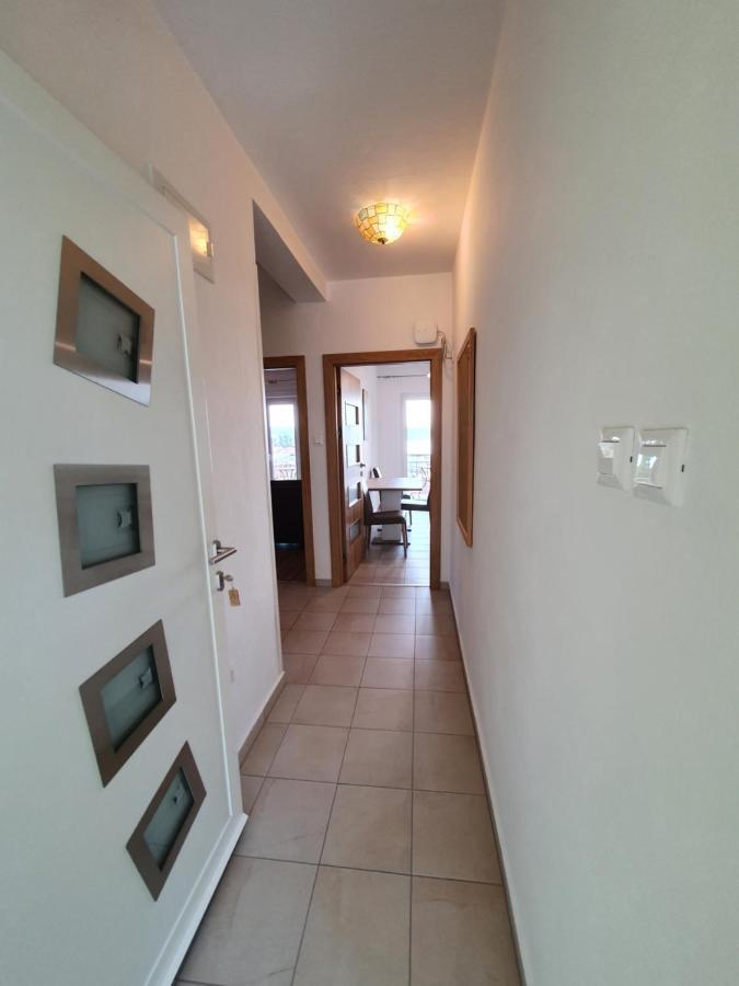 Apartments Zic Малинска Екстериор снимка