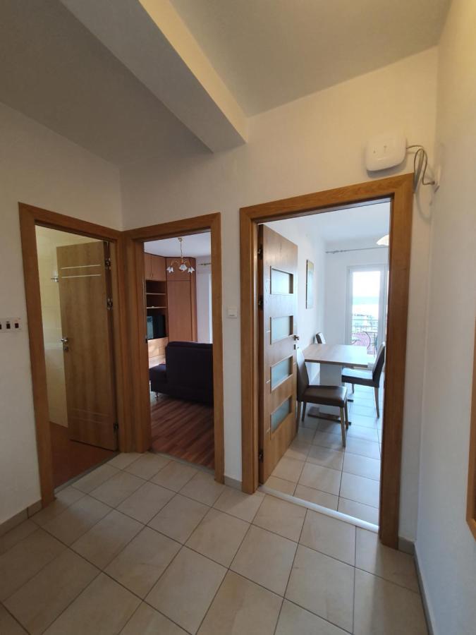 Apartments Zic Малинска Екстериор снимка